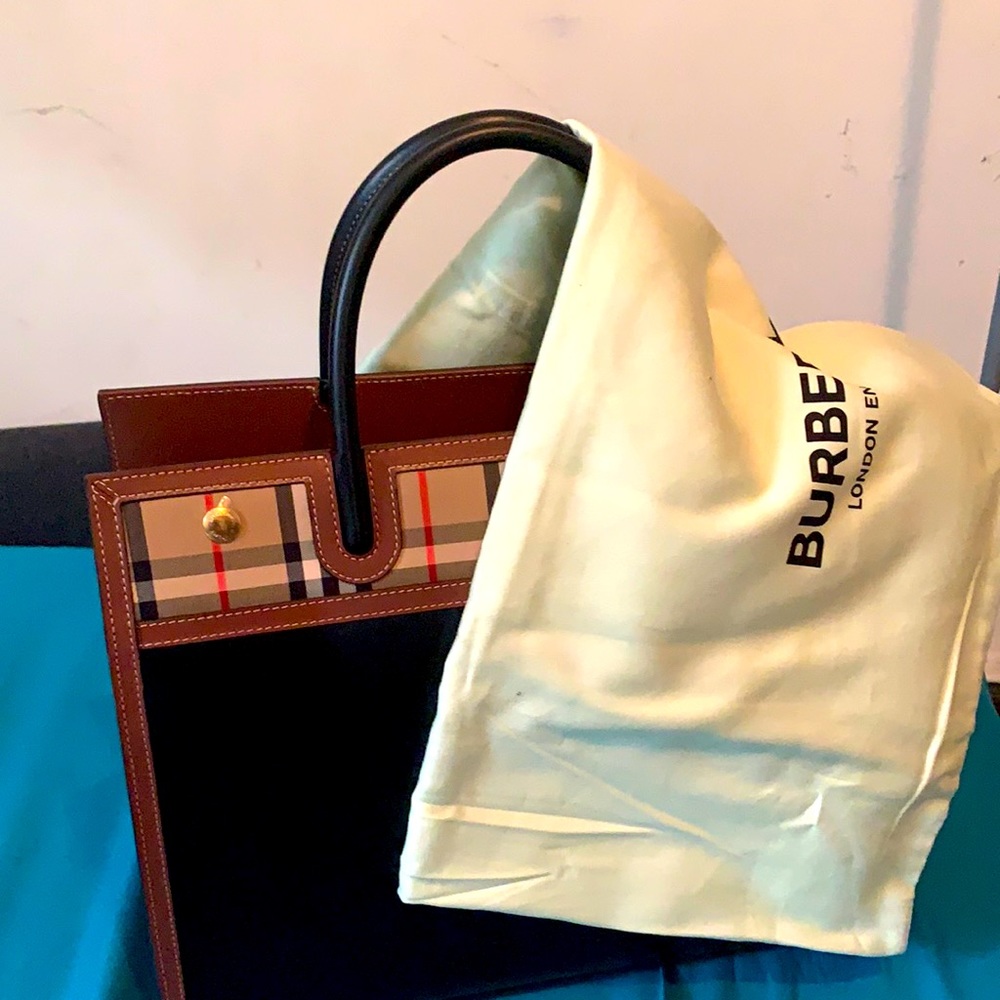 Burberry bag
